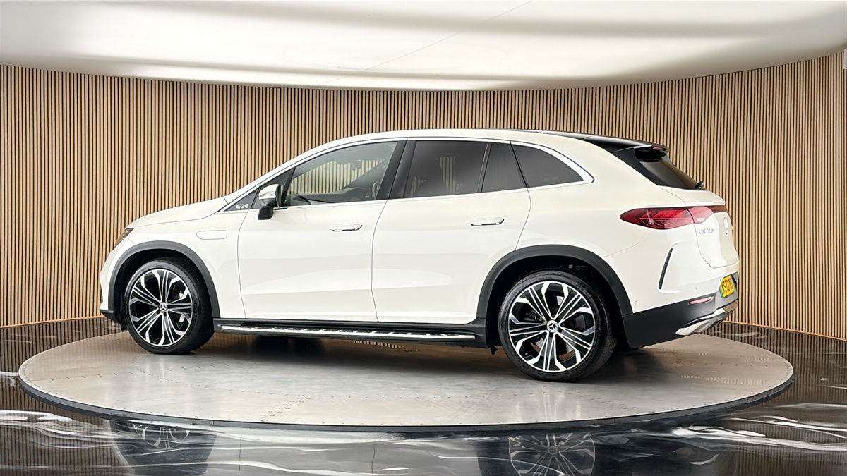More views of Mercedes-Benz EQE