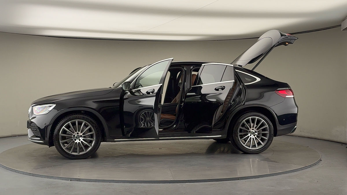 More views of Mercedes-Benz GLC