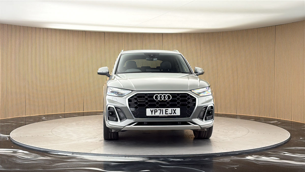 More views of Audi Q5