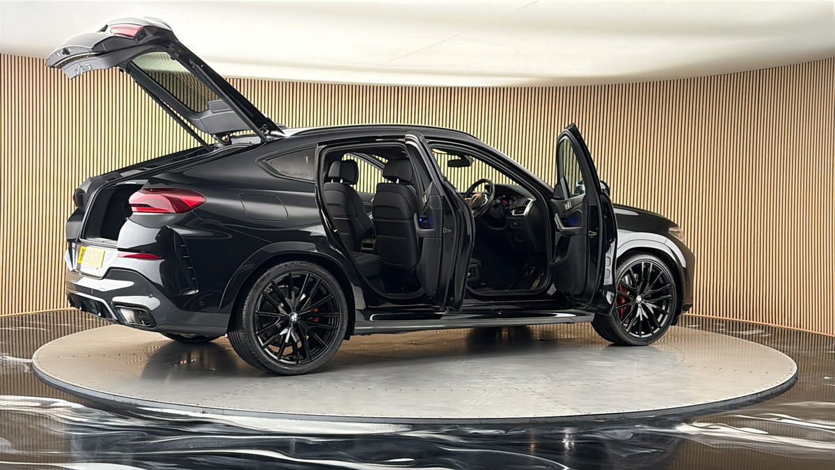 More views of BMW X6