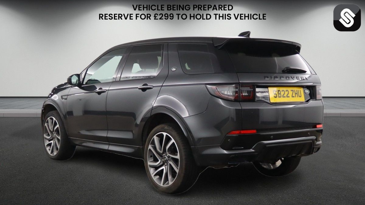 Land Rover Discovery Sport Image 3
