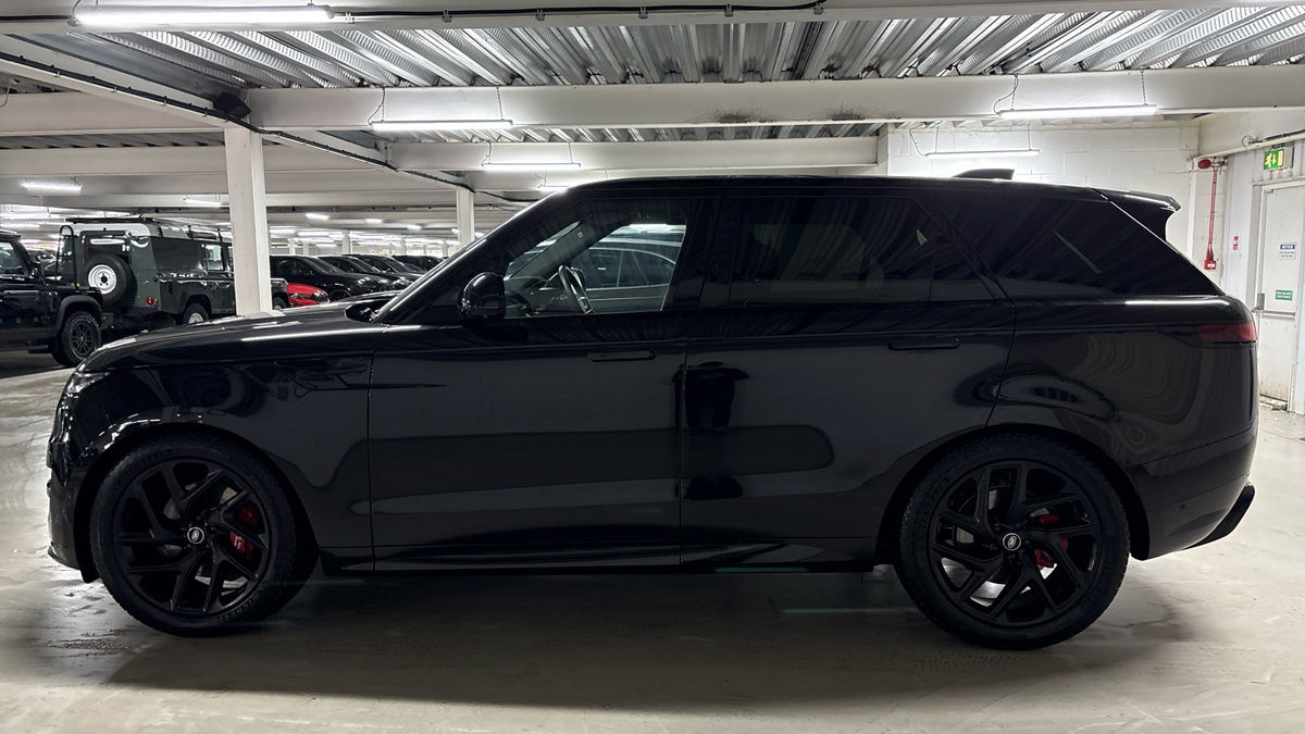 Land Rover Range Rover Sport Urban Image 15