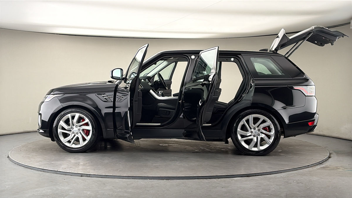 More views of Land Rover Range Rover Sport