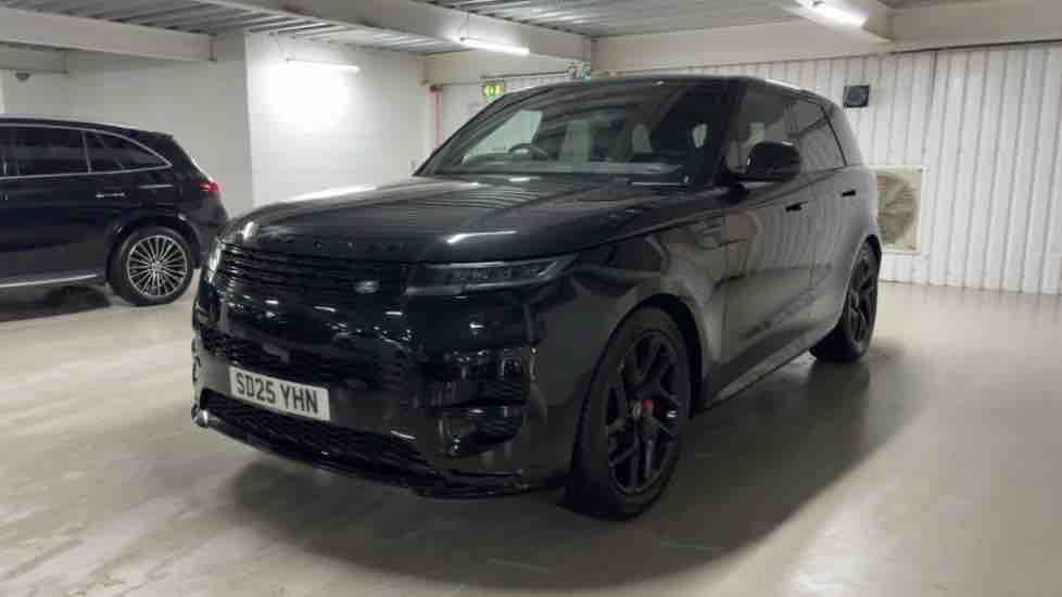 More views of Land Rover Range Rover Sport