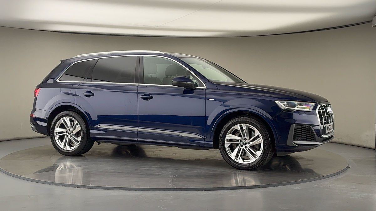 More views of Audi Q7