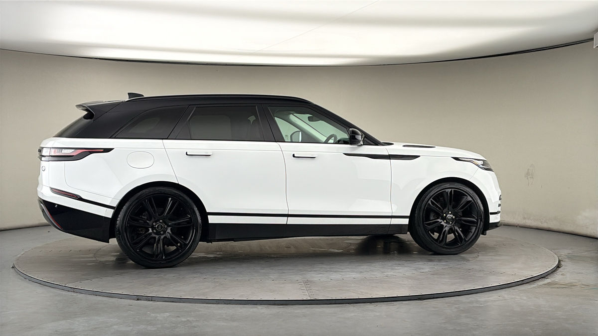 More views of Land Rover Range Rover Velar