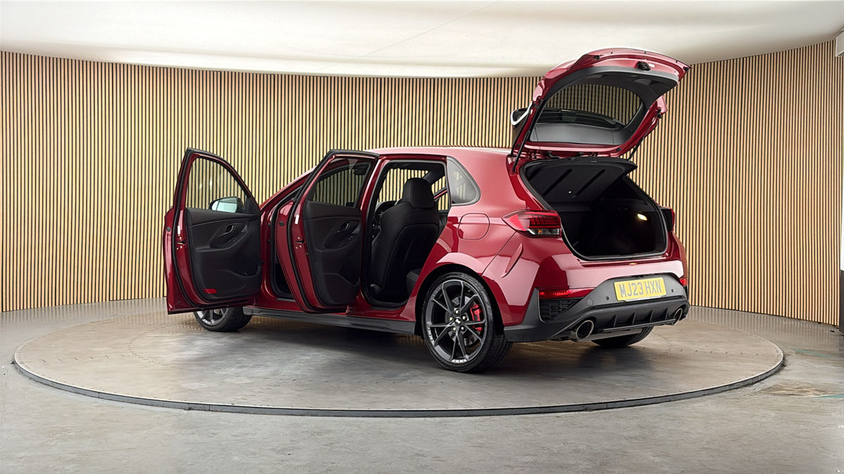 More views of Hyundai i30