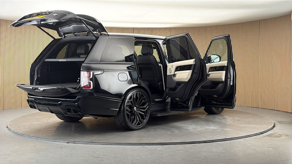 More views of Land Rover Range Rover