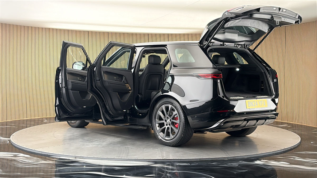 More views of Land Rover Range Rover Sport