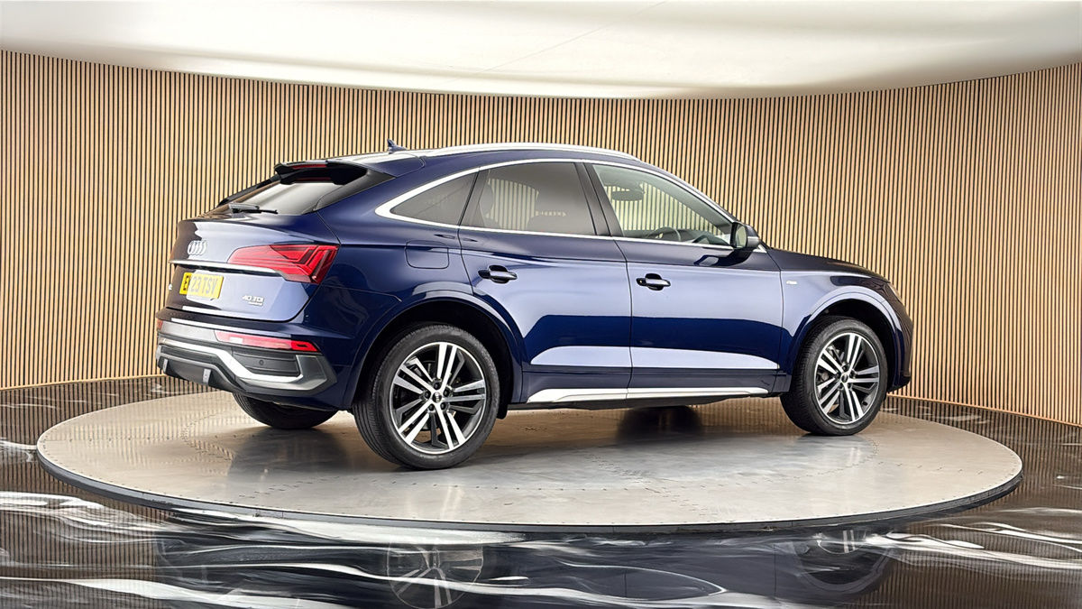 More views of Audi Q5