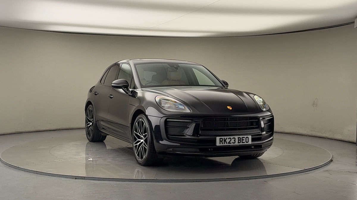 More views of Porsche Macan