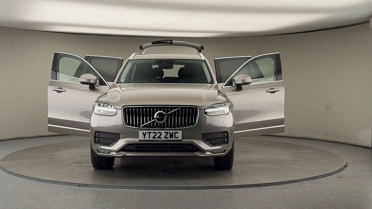 More views of Volvo XC90