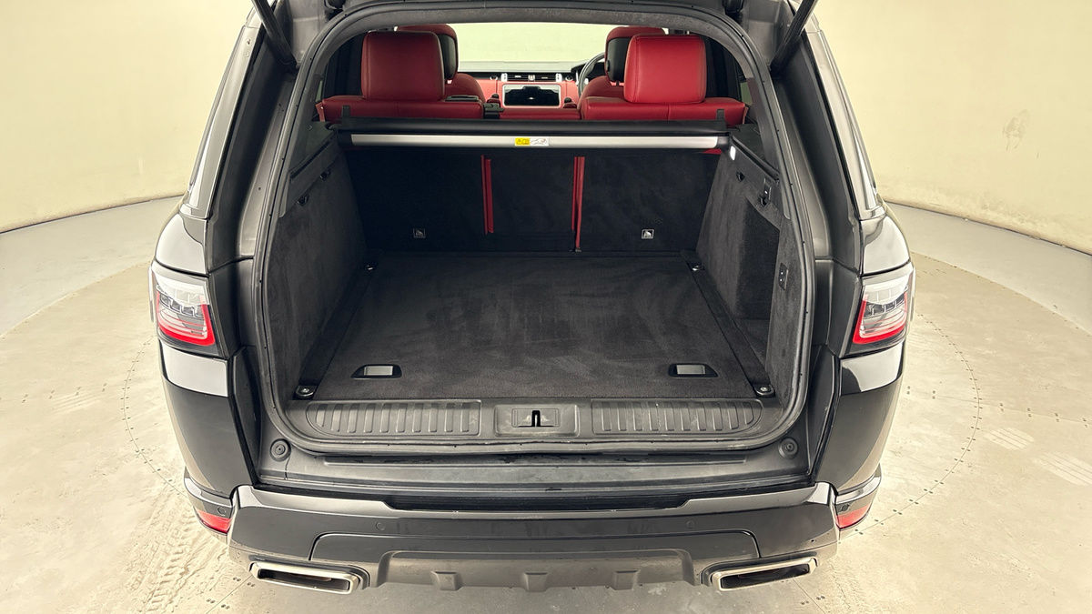 Land Rover Range Rover Sport Image 11