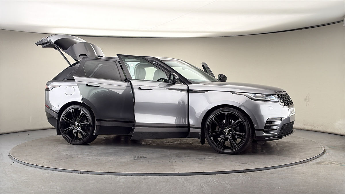 More views of Land Rover Range Rover Velar