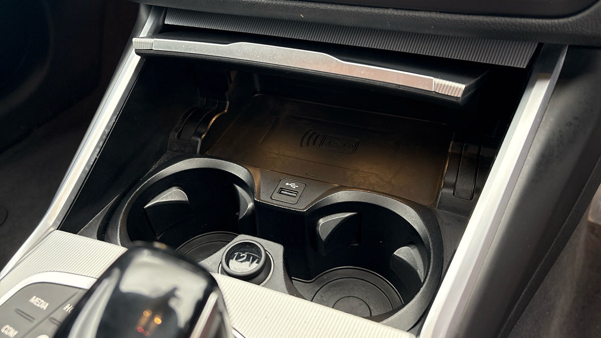 BMW 3 Series Image 31