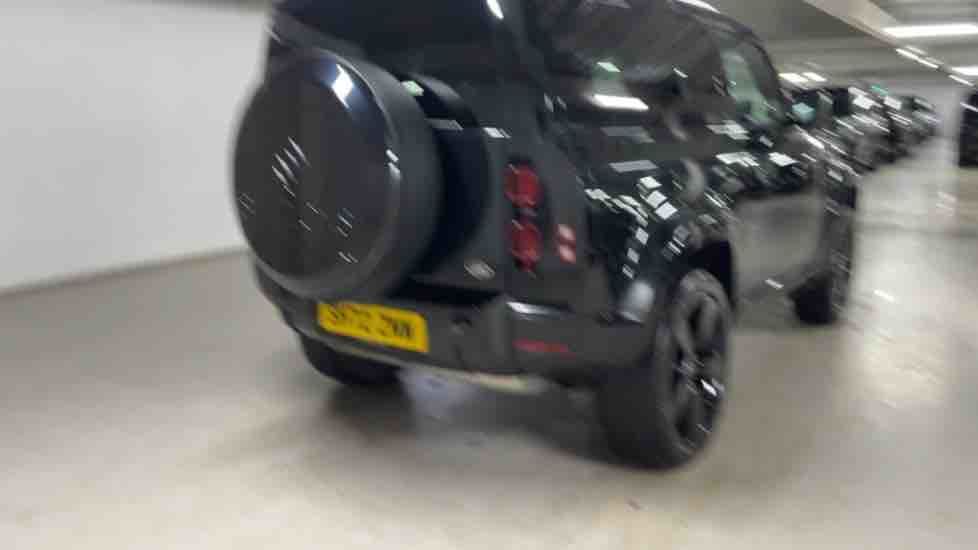 More views of Land Rover Defender 90