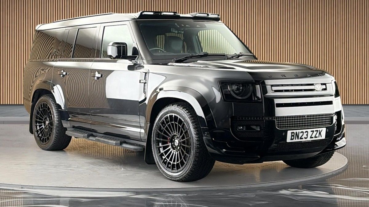 Land Rover Defender 130 Urban Sticky Header Image