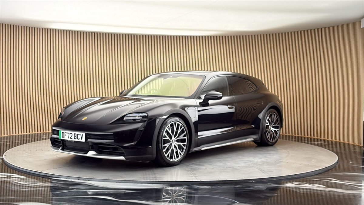 Porsche Taycan Image 20