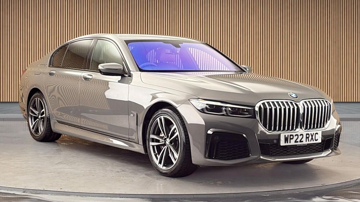 BMW 7 Series Sticky Header Image