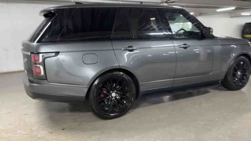 More views of Land Rover Range Rover