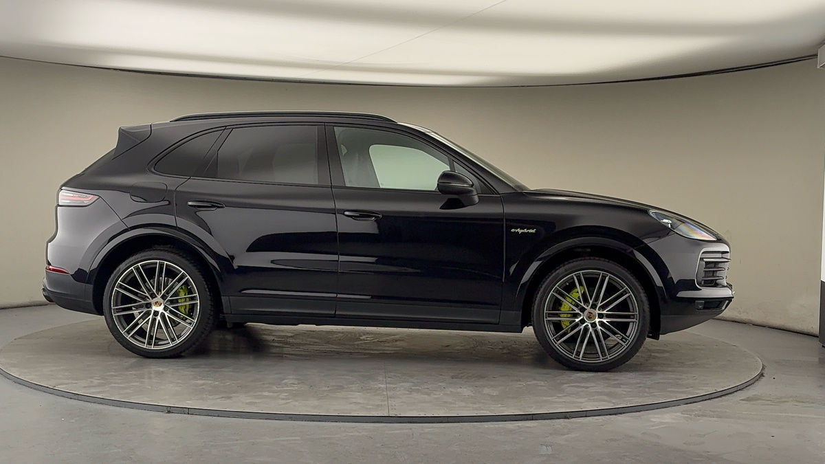 More views of Porsche Cayenne