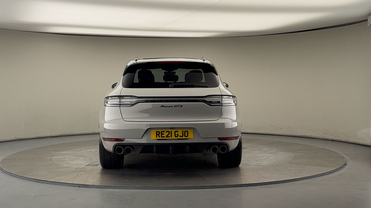 Porsche Macan Image 4