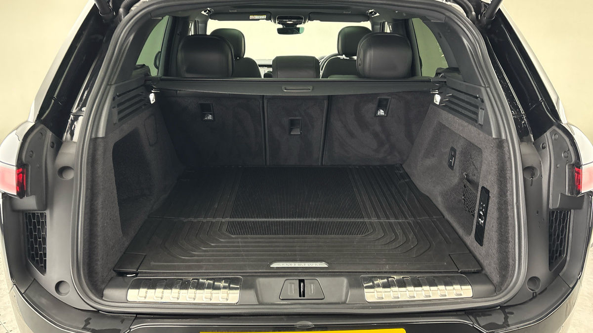 Land Rover Range Rover Sport Image 11