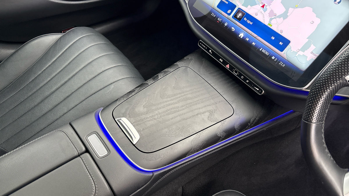 Mercedes-Benz E Class Image 18