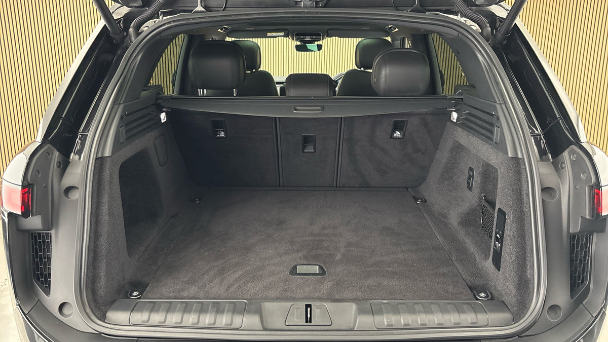 Land Rover Range Rover Sport Image 11