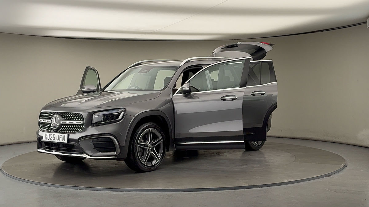 More views of Mercedes-Benz GLB