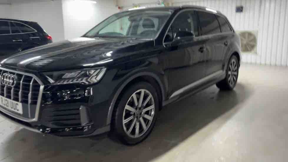 More views of Audi Q7