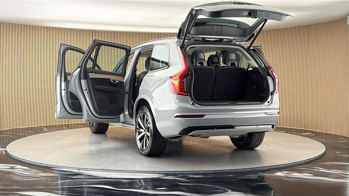 More views of Volvo XC90