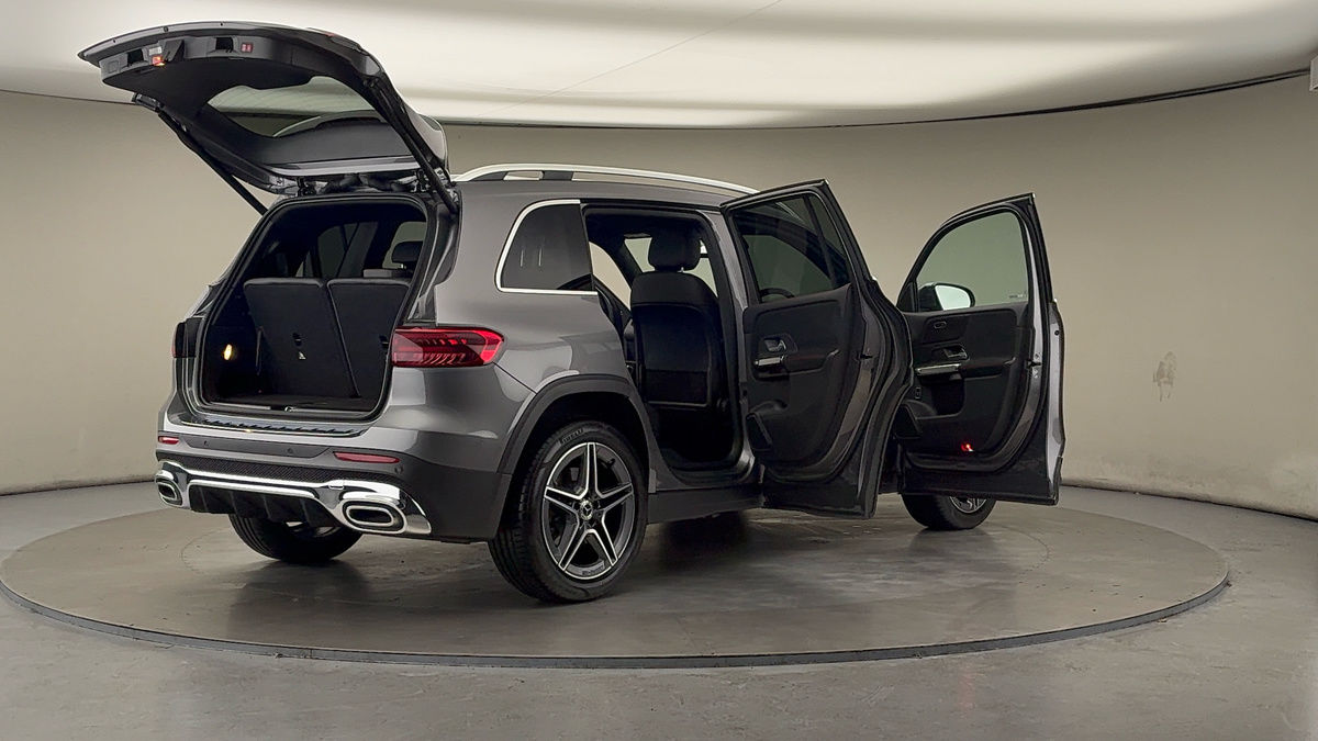 More views of Mercedes-Benz GLB