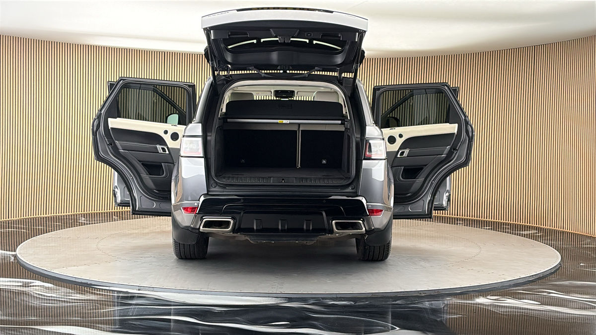 More views of Land Rover Range Rover Sport