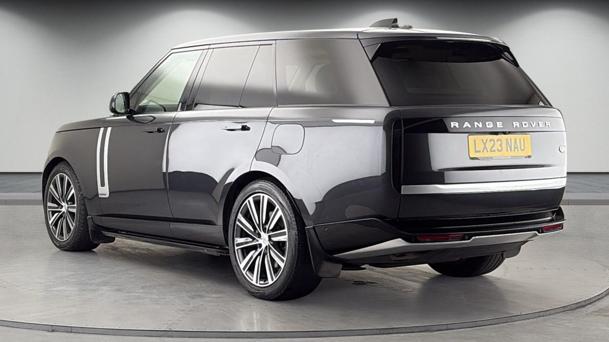Land Rover Range Rover Image 2