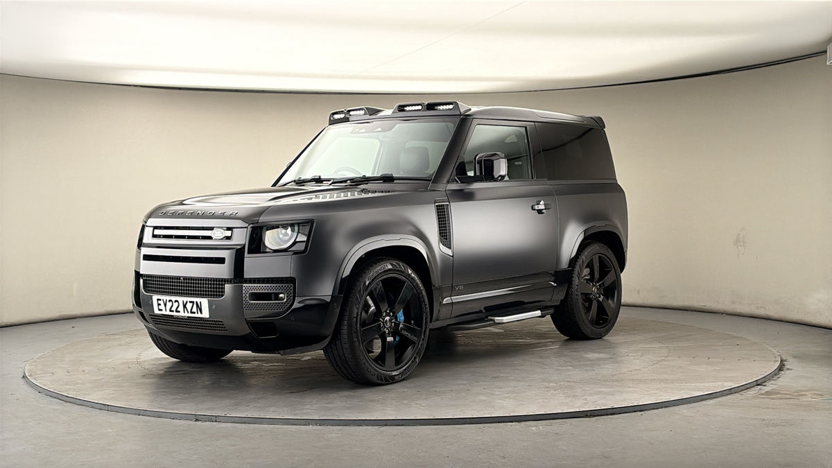 More views of Land Rover Defender 90