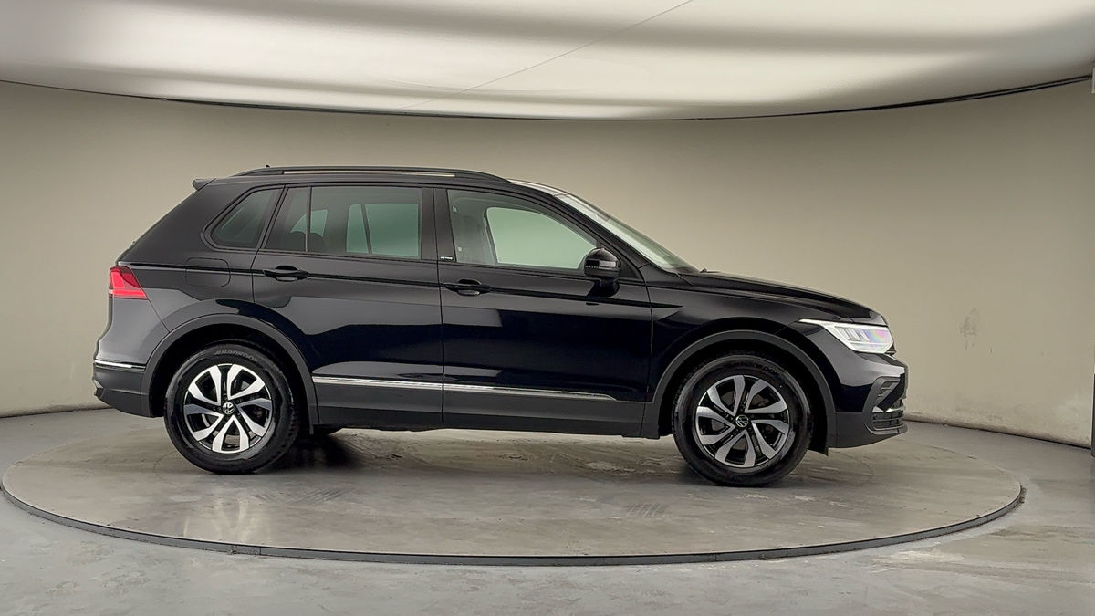 More views of Volkswagen Tiguan