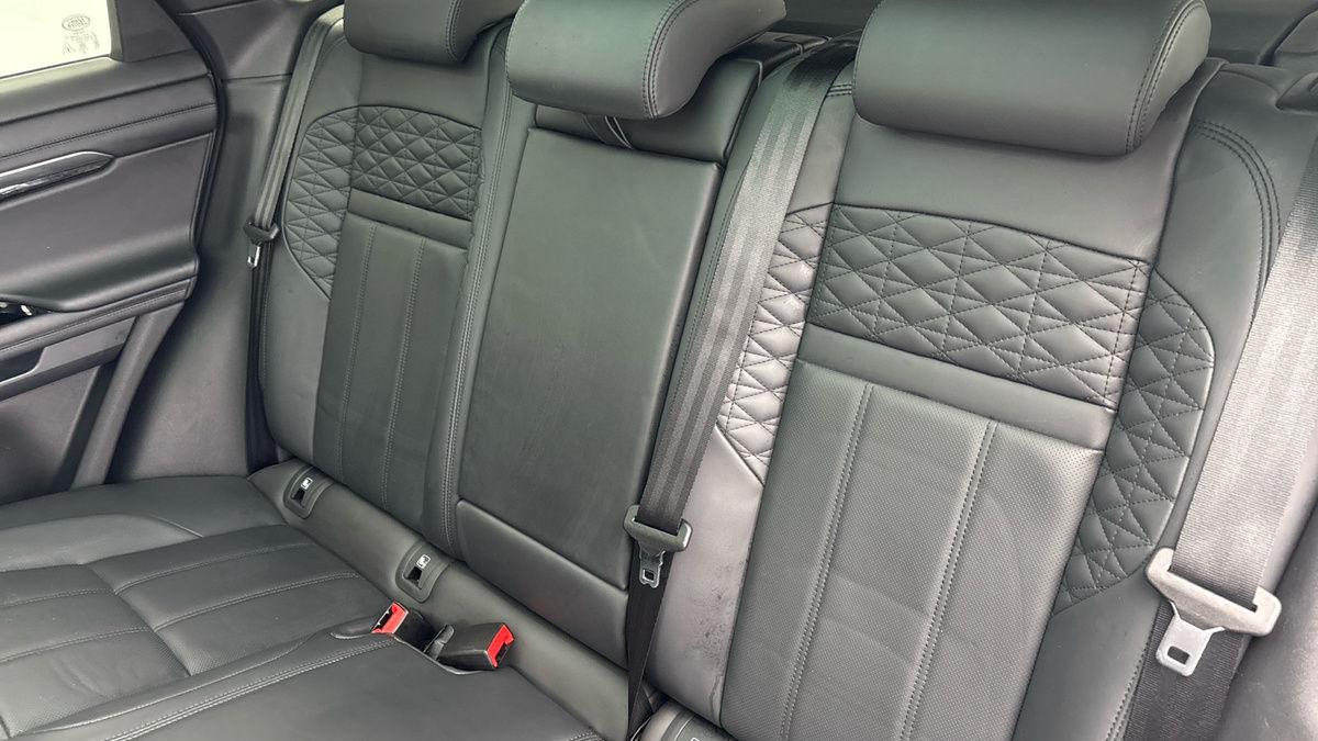 Land Rover Range Rover Evoque Image 8