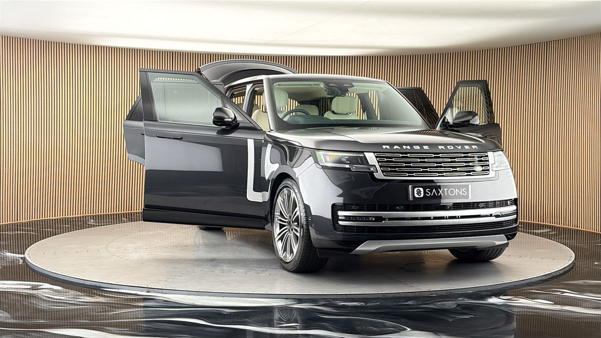 More views of Land Rover Range Rover
