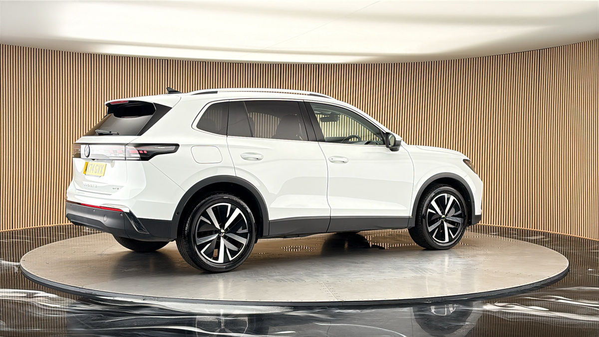 More views of Volkswagen Tiguan