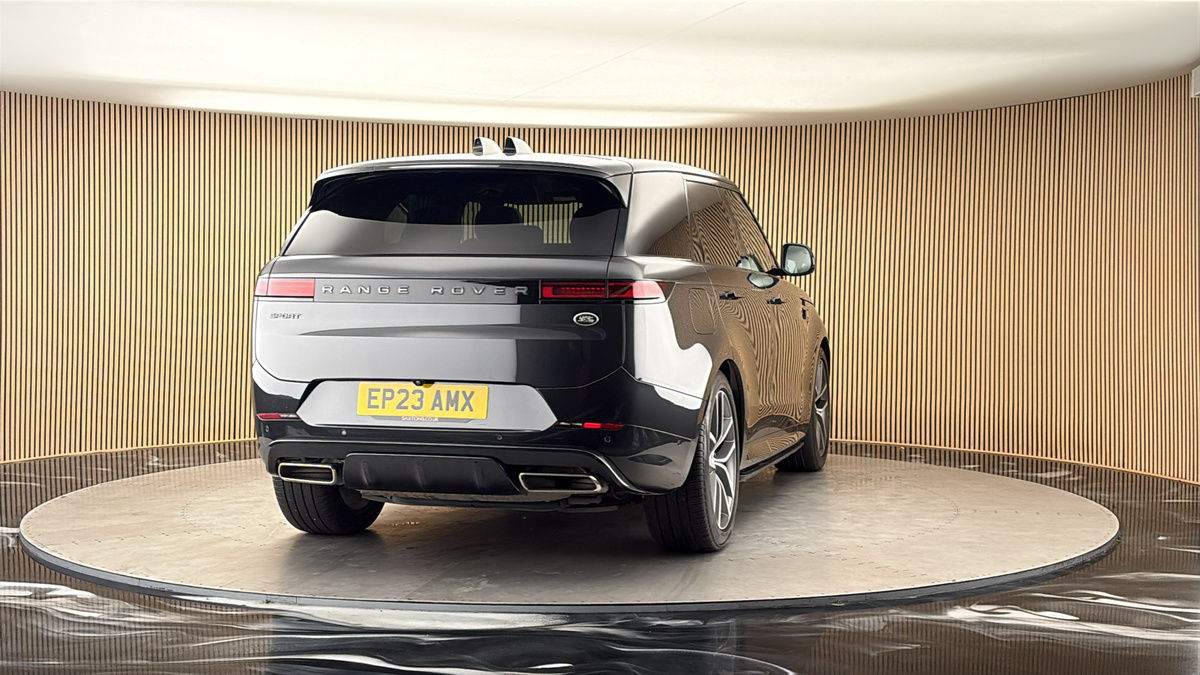 More views of Land Rover Range Rover Sport