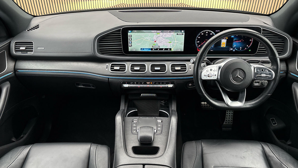 Mercedes-Benz GLE Image 12