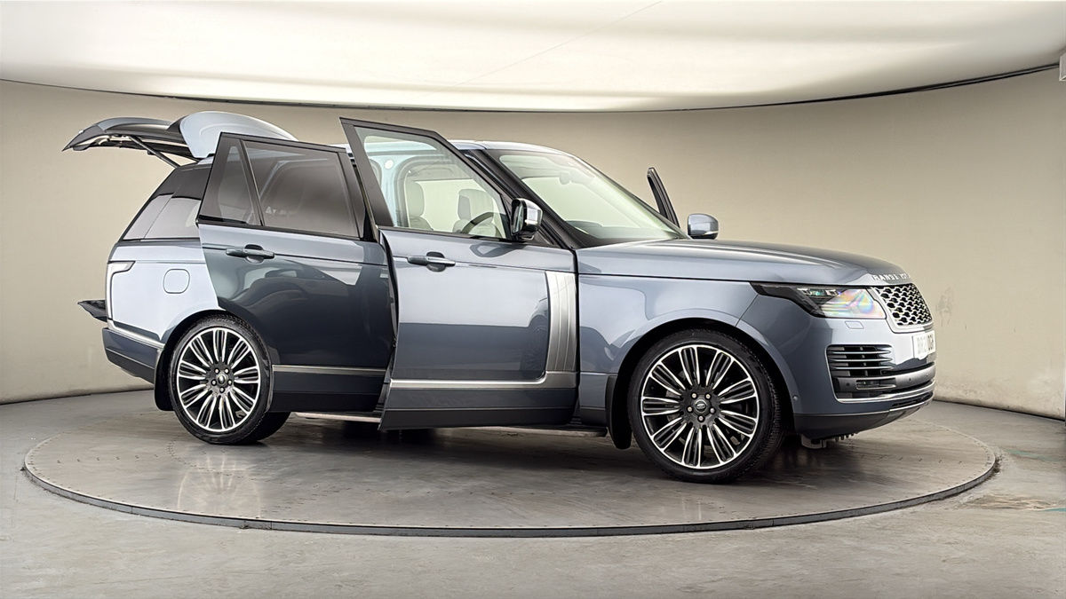 More views of Land Rover Range Rover