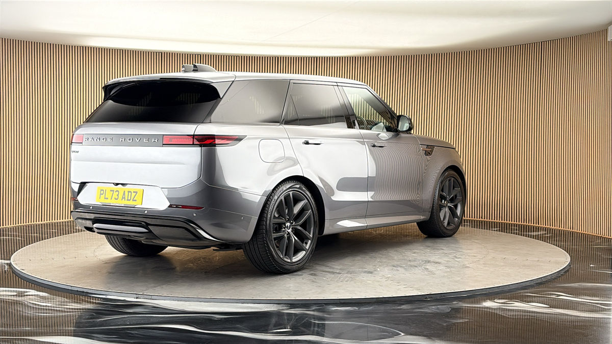 More views of Land Rover Range Rover Sport