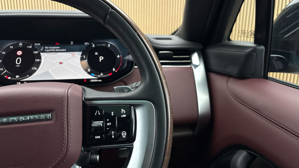 Land Rover Range Rover Image 14