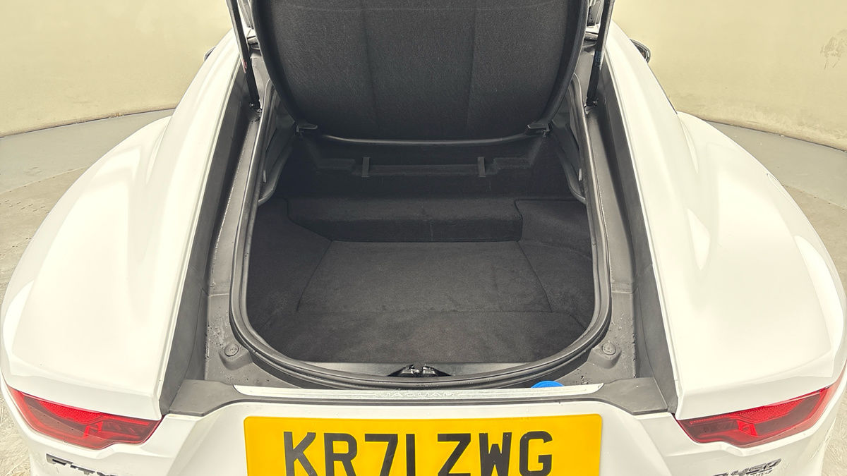 Jaguar F-Type Image 11