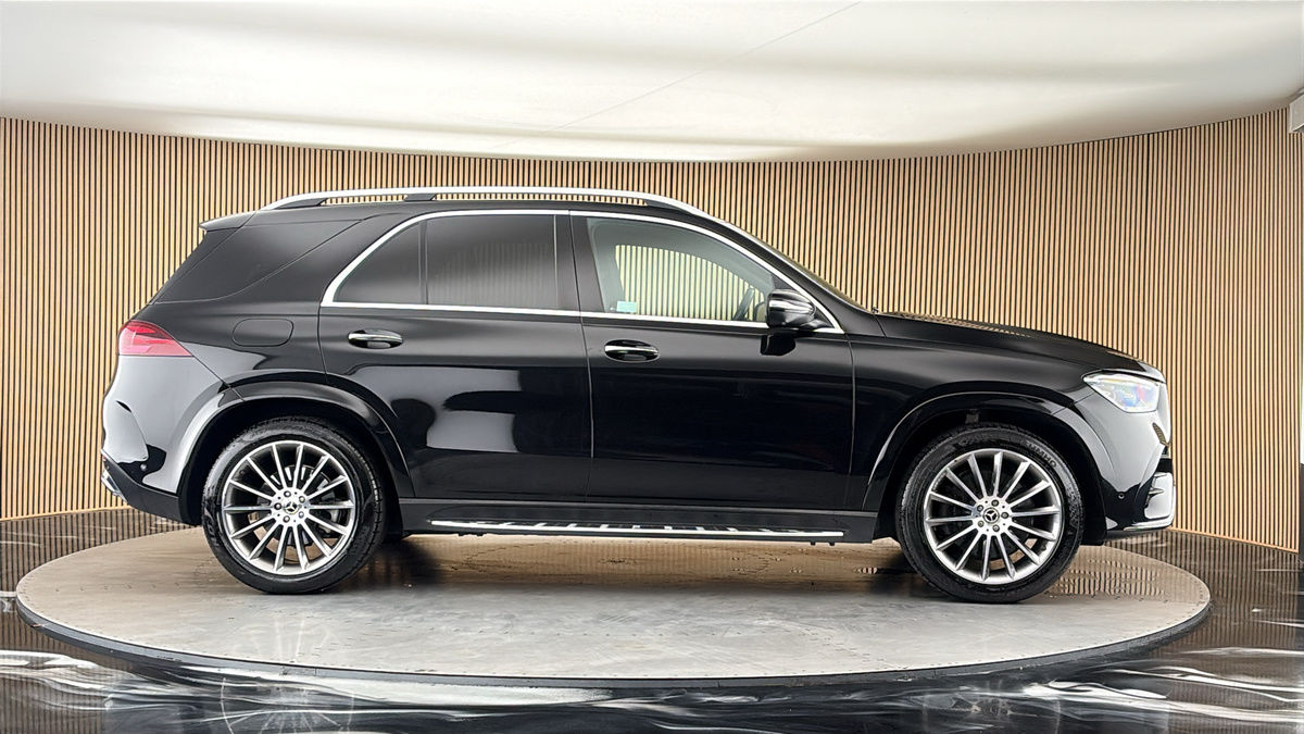 Mercedes-Benz GLE Image 16