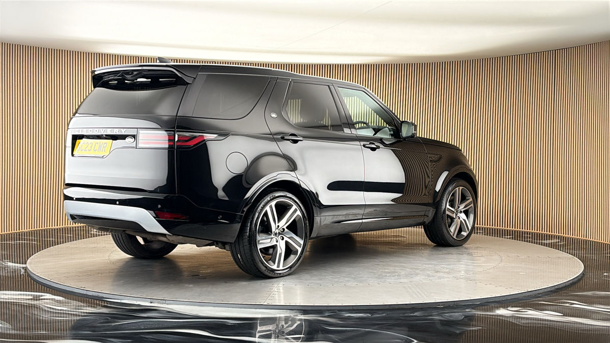 Land Rover Discovery Image 21
