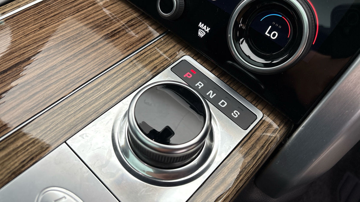 Land Rover Range Rover Image 28