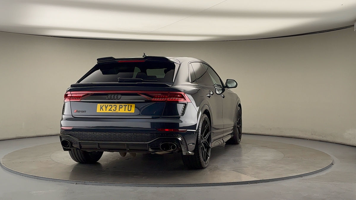 More views of Audi RSQ8